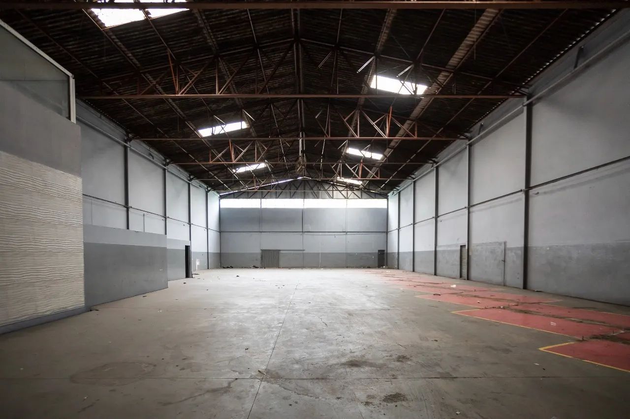 Galpão com 800m², para locação, setor Aeroviário