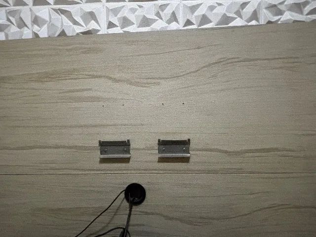 Painel suspenso para TV  - Foto 2