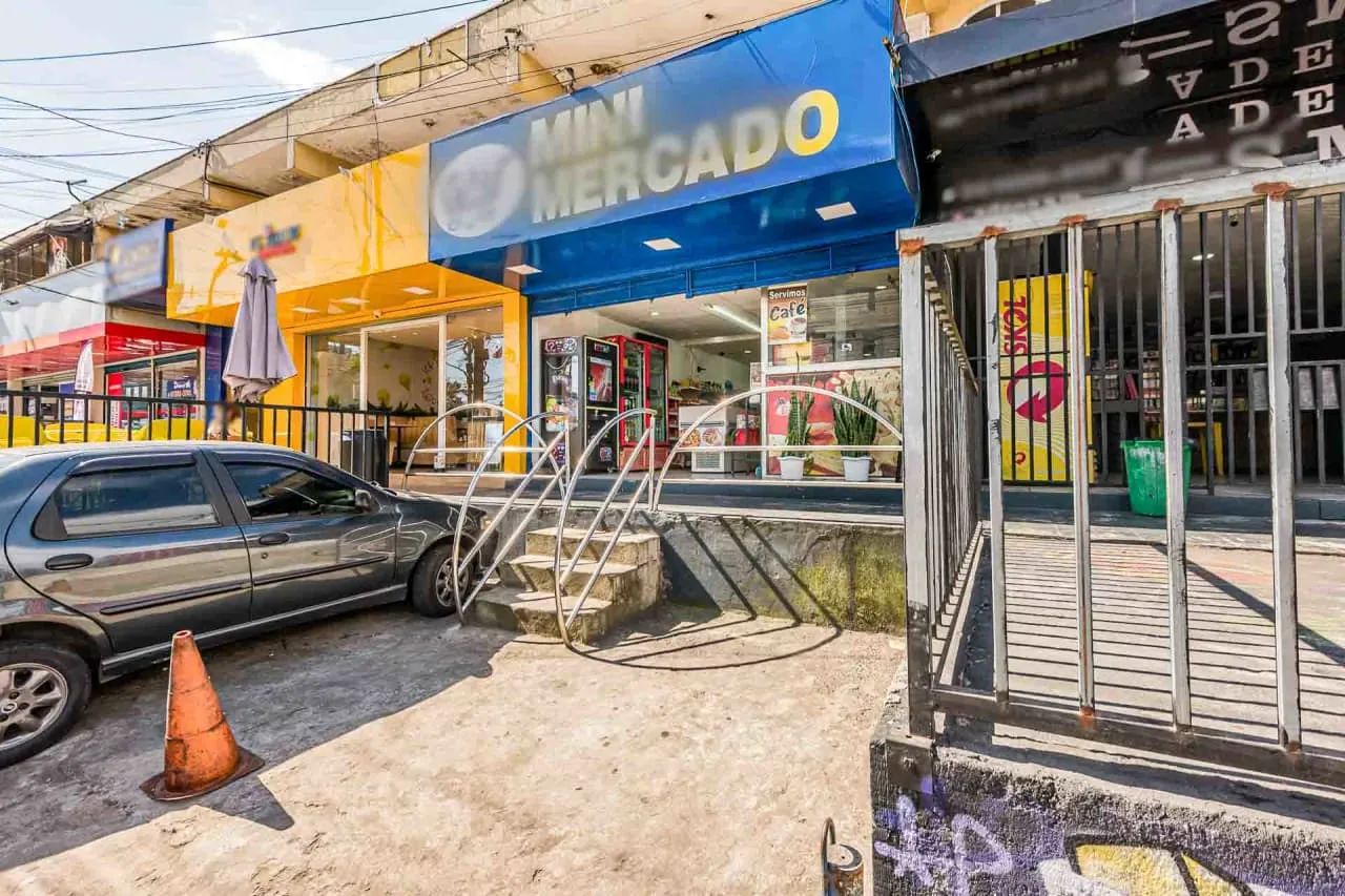 Prédio comercial na Rua Eugênio Albini, 134  150 m² - Foto 2