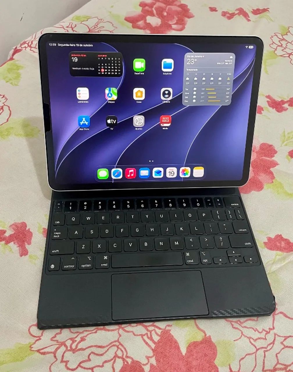 iPad Pro 11 Pol. Seg Geração 128gb com Magic Keyboard - Foto 5