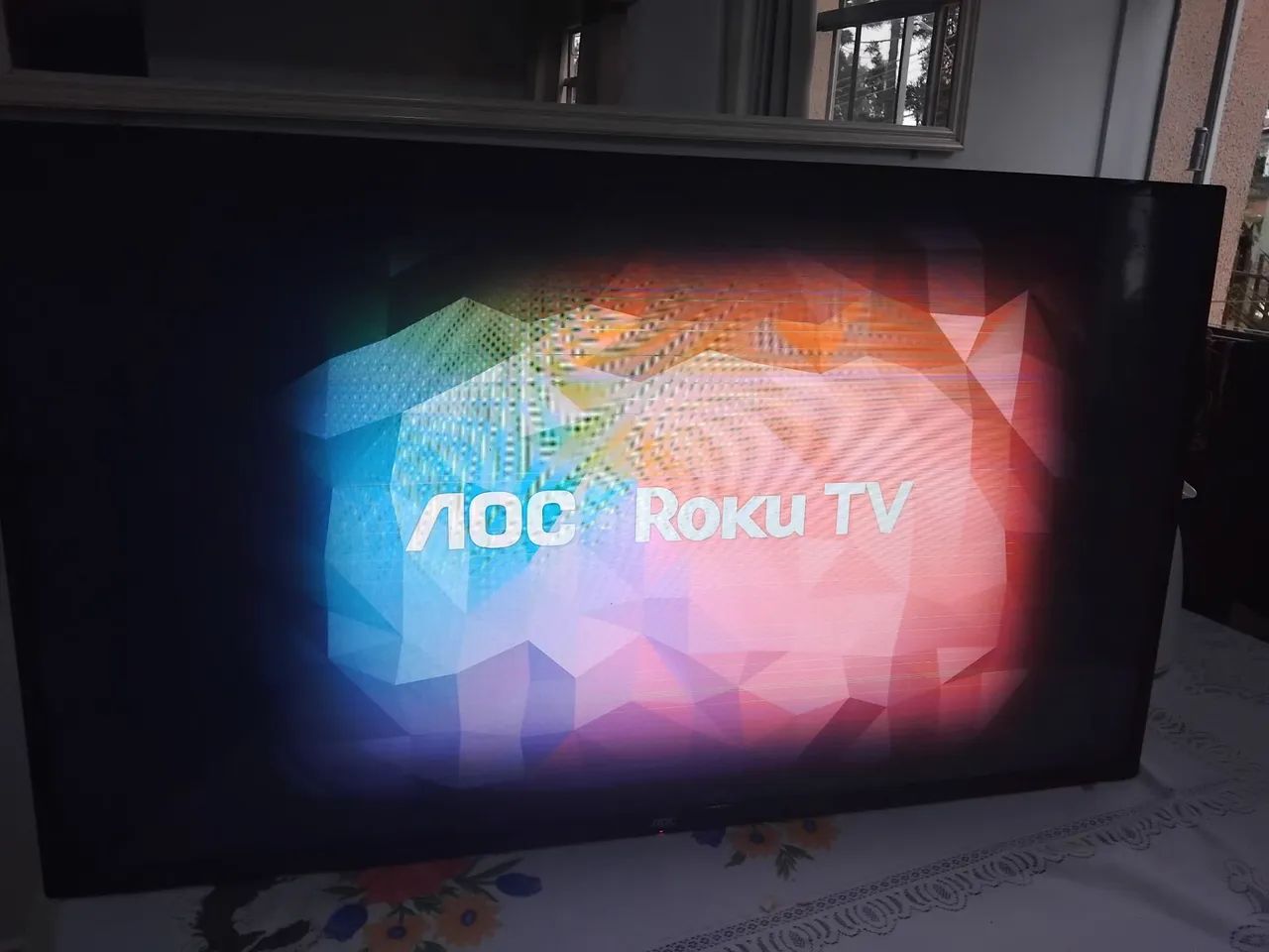 Tv smart 43" polegadas  aoc roku com linhas na tela 