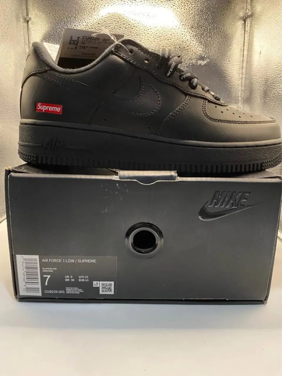 Nike Air Force 1 Low x Supreme - Foto 2