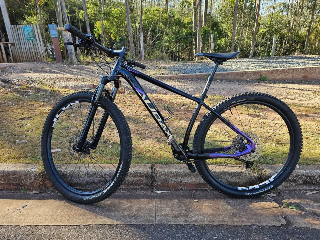 Bicicleta MTB Audax ADX 400