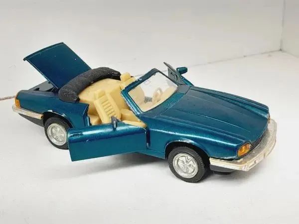 Miniatura Jaguar Xjs V12 1/38 - Foto 3