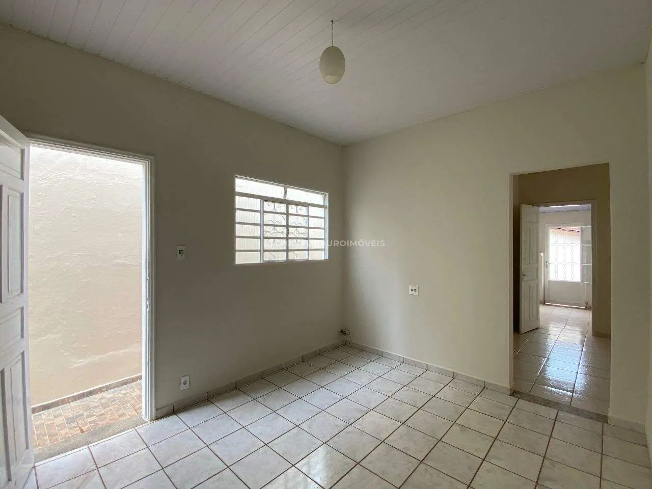 Casa Para Locação no Abadia