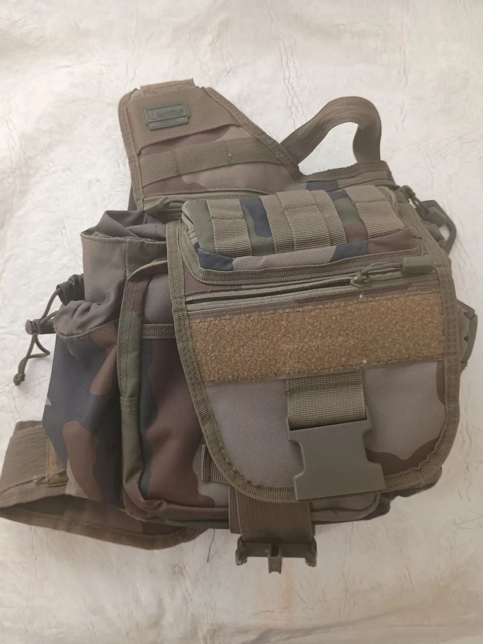 Bolsa tática Invictus camuflada  - Foto 4