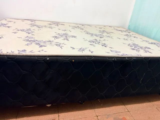 CAMA DE CASAL SEMI NOVA !! - Foto 3