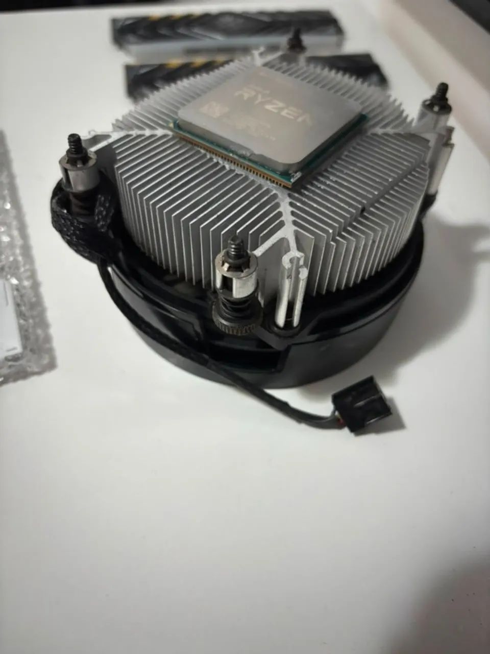 AMD Ryzen 5 4500 com cooler 