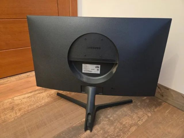 Monitor Samsung 28' 4k 60Hz - Foto 2