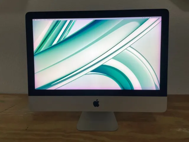 iMac 21.5 Apple (mid 2011) - Computadores e Desktops - Sampaio