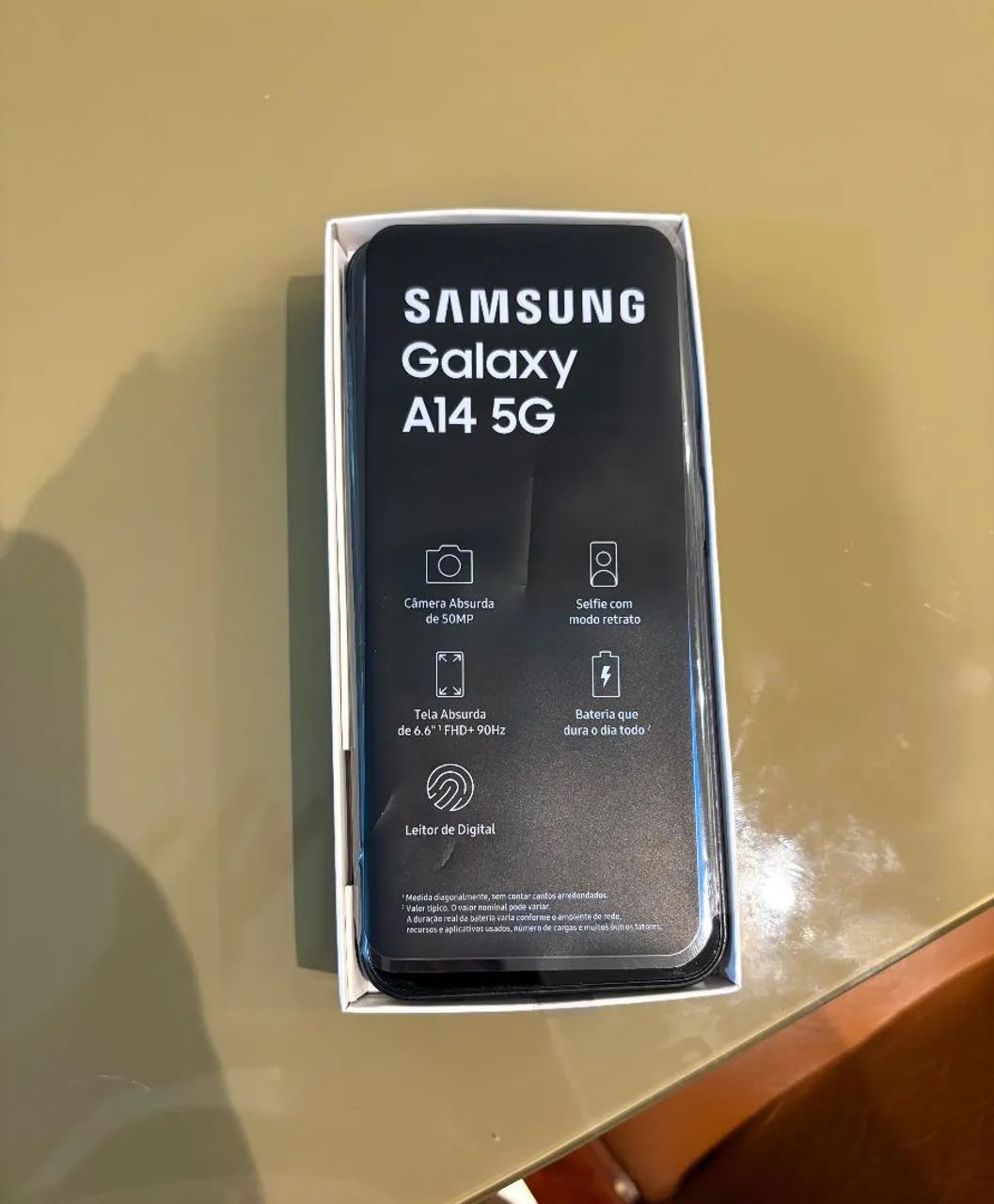 Celular sansung A14 5G pouco uso.