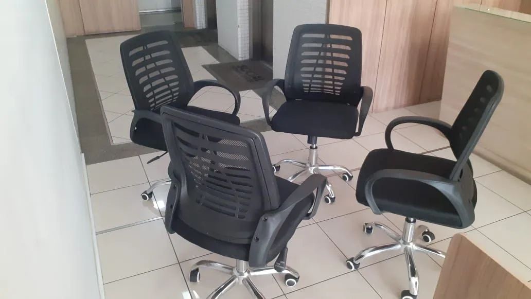 3 Cadeiras de Escritório  - Foto 2