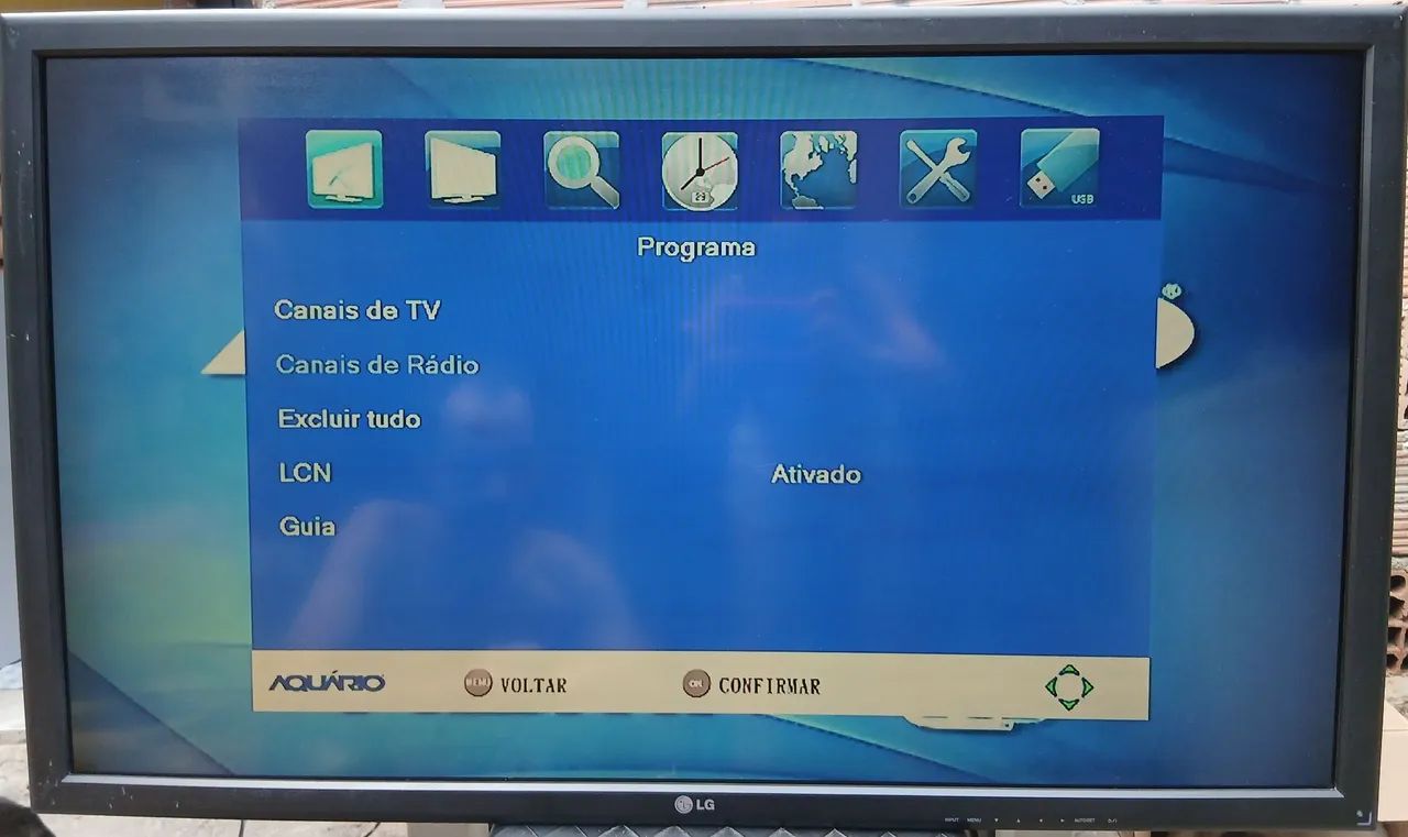 Monitor LG FLATRON M4210 LCBN 42 polegadas  - Foto 3