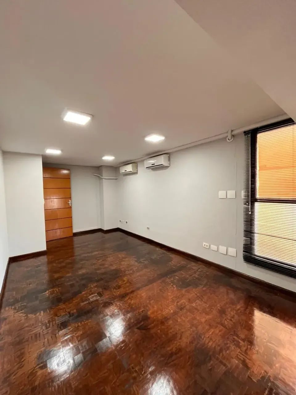 COD-572- SALA COMERCIAL PARA LOCAÇÃO  EDIFÍCIO CENTRO COMERCIAL Campo Grande/MS. - Foto 5