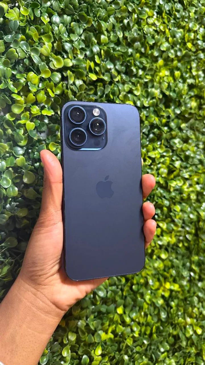 iphone 15 pro max de 256gb seminovo 