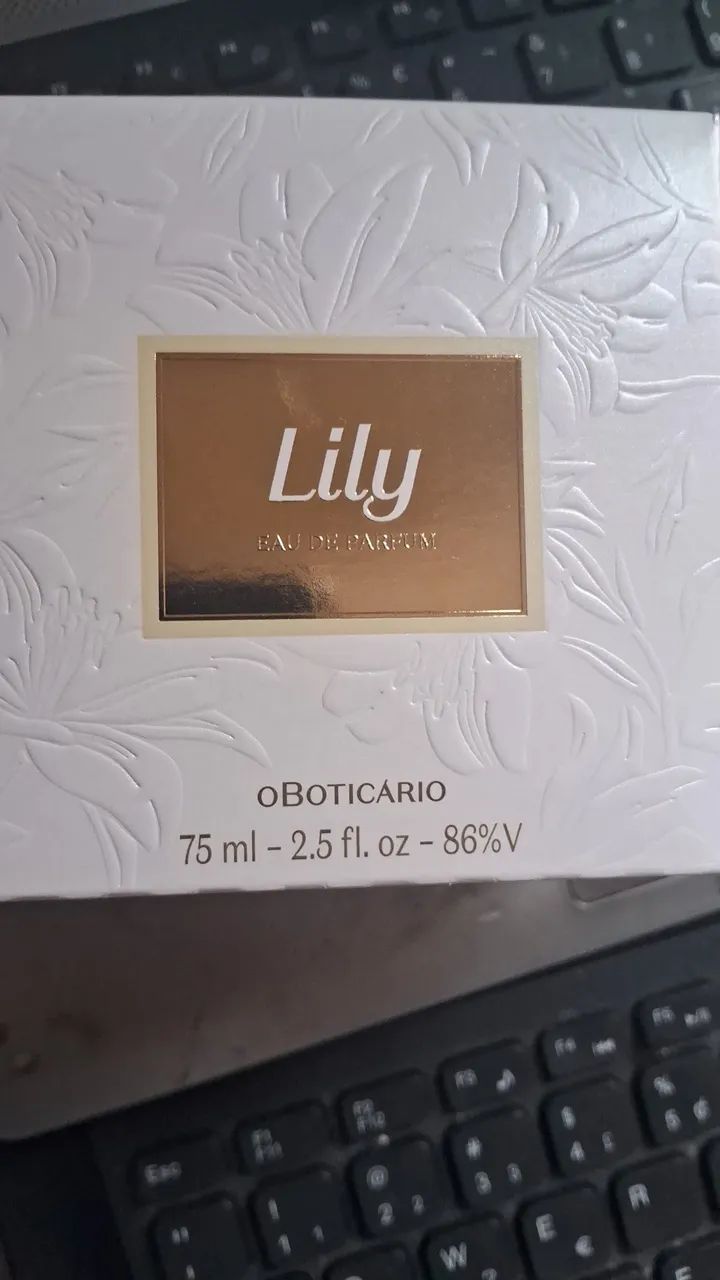 Perfume Lily tradicional Boticário 