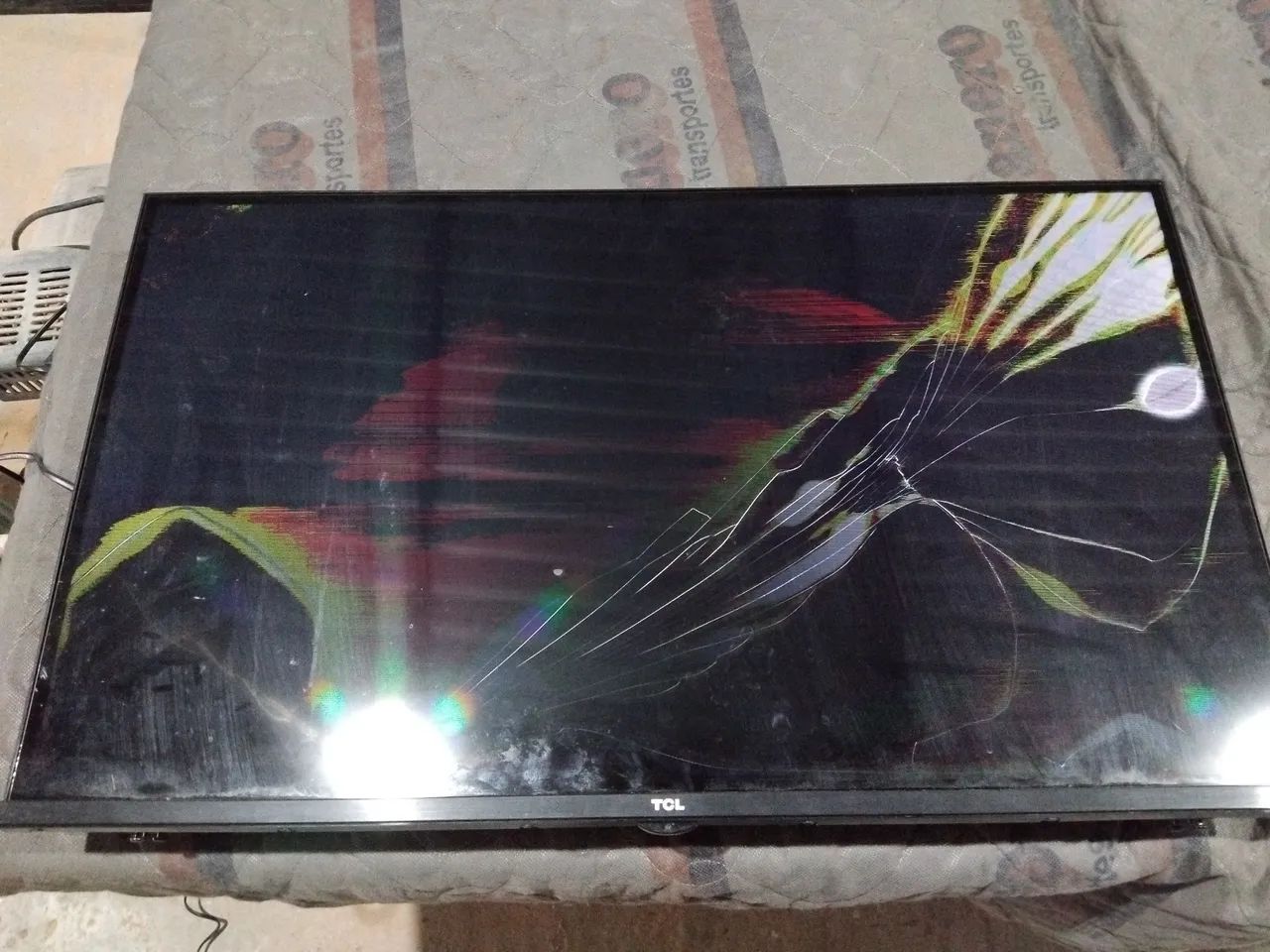 TV SEMP TCL 32pol com defeito - Foto 2