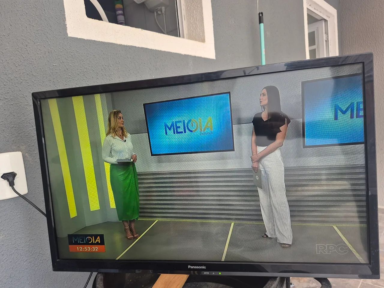 TV 32  - Foto 2