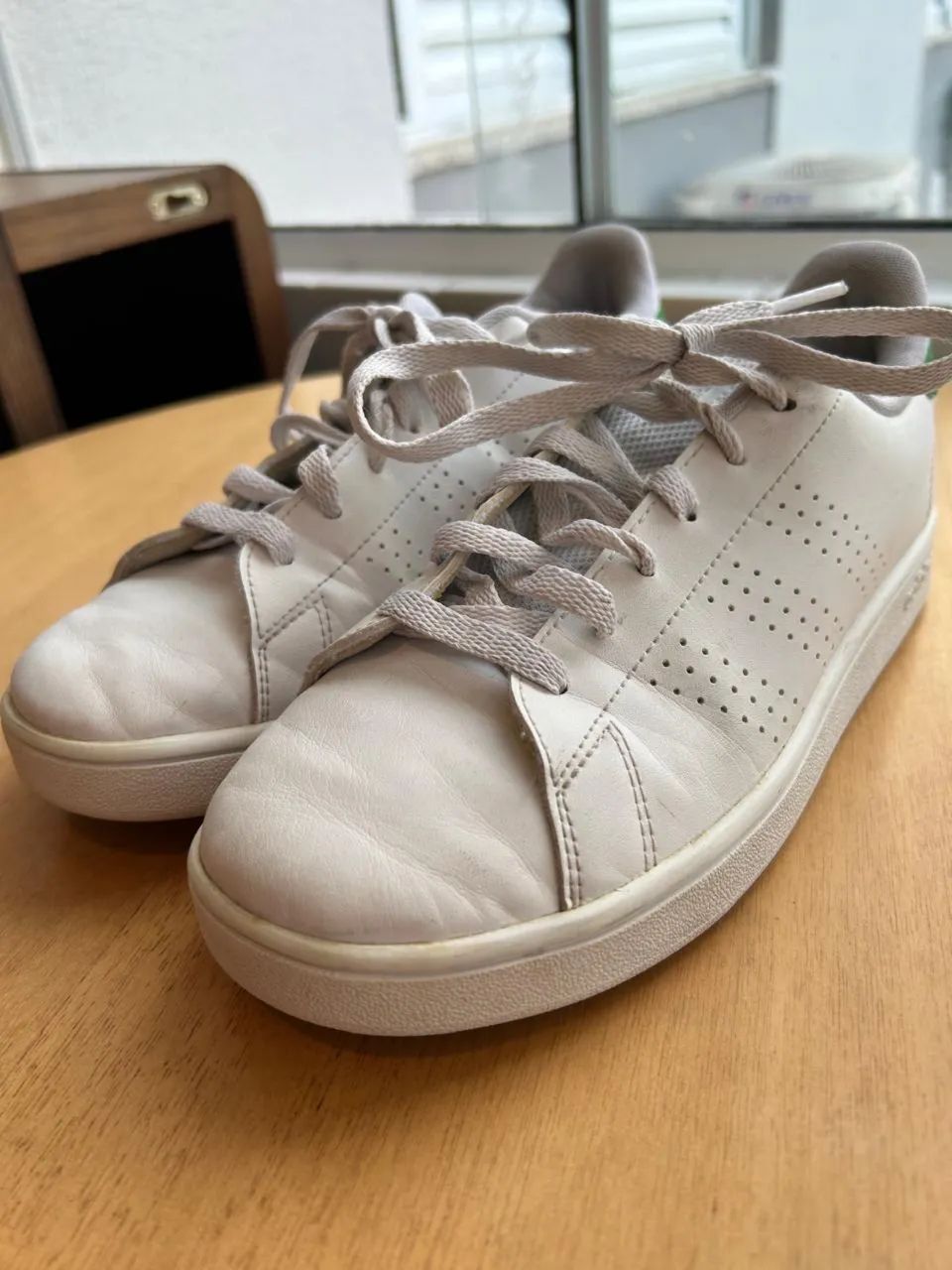 Tênis Adidas Branco 33 - Foto 2