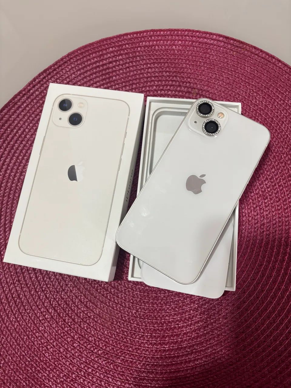 iPhone13 256GBホワイトバッテリー　82% iPhone 13 256gb bateria 82% - Celulares e Smartphones - Chácara