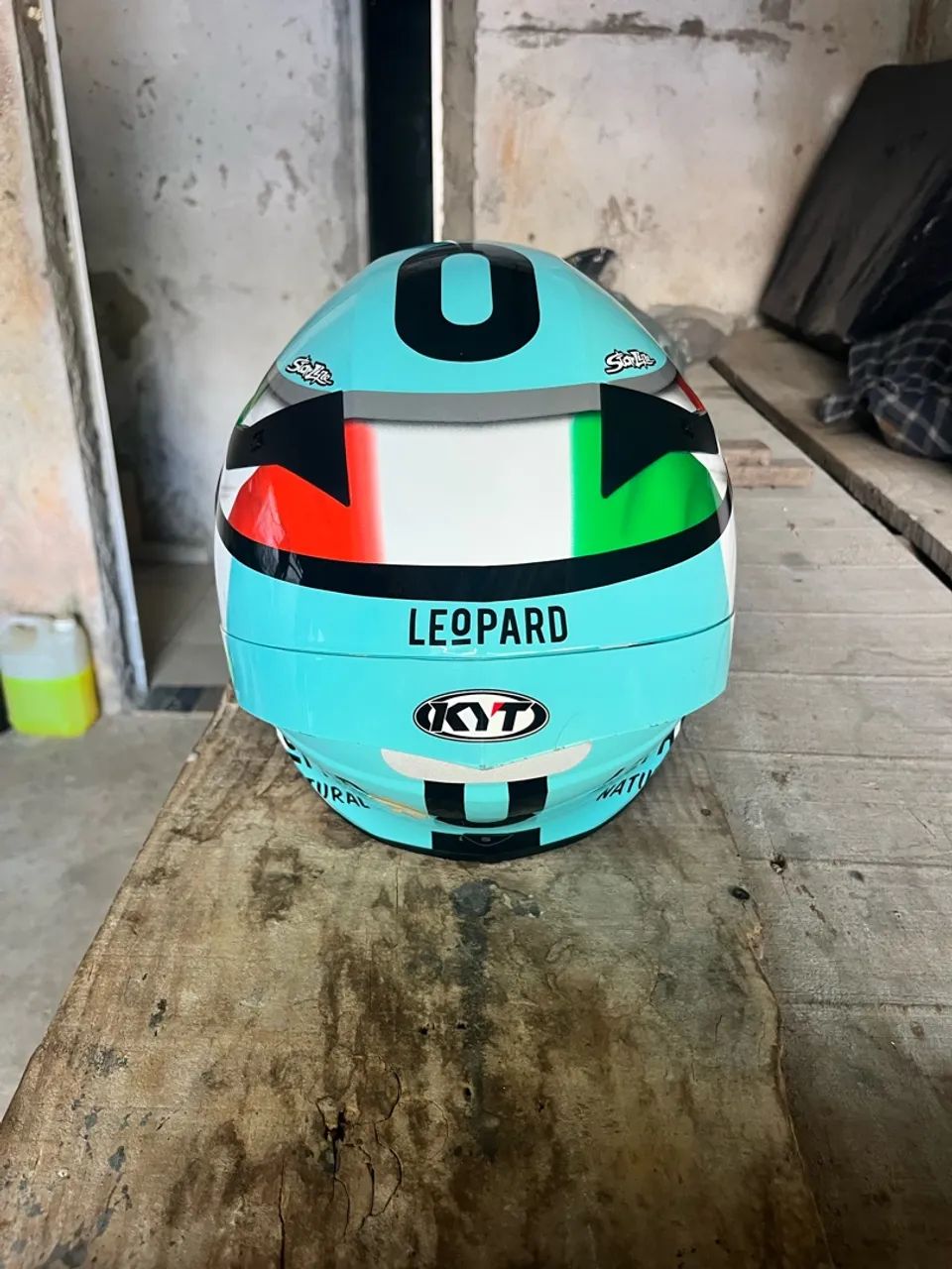 capacete KYT leopard - Foto 3