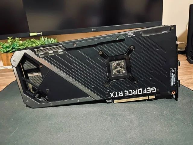 RTX 3070 Ti 8GB ASUS ROG Strix - Excelente estado - Foto 2