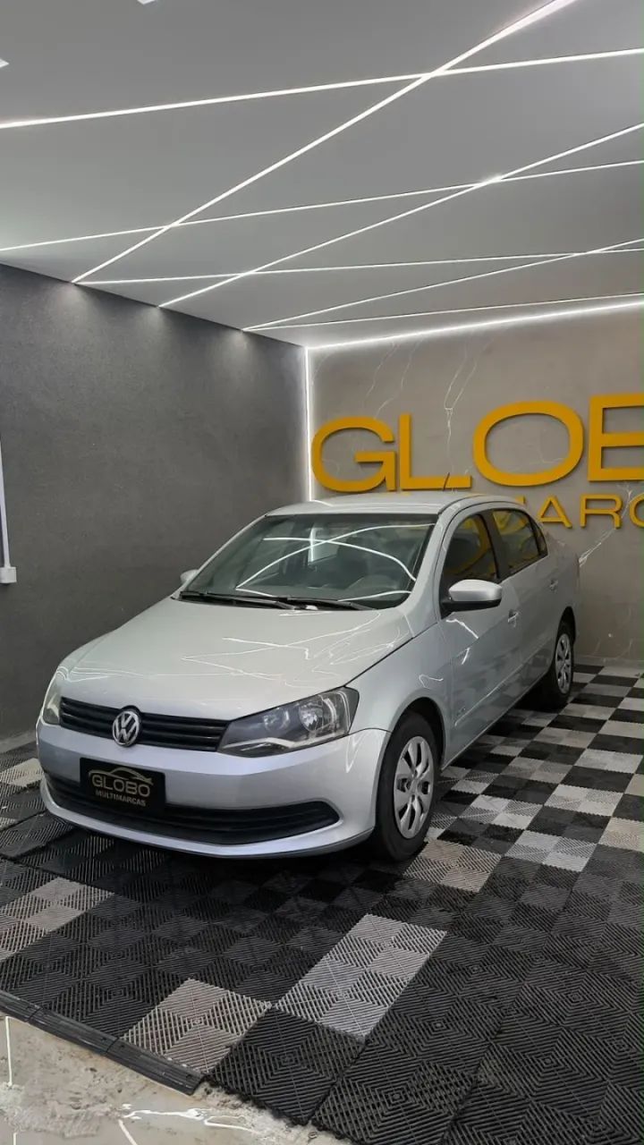 Volkswagen Voyage 1.0 FLEX 12V 4P 2013