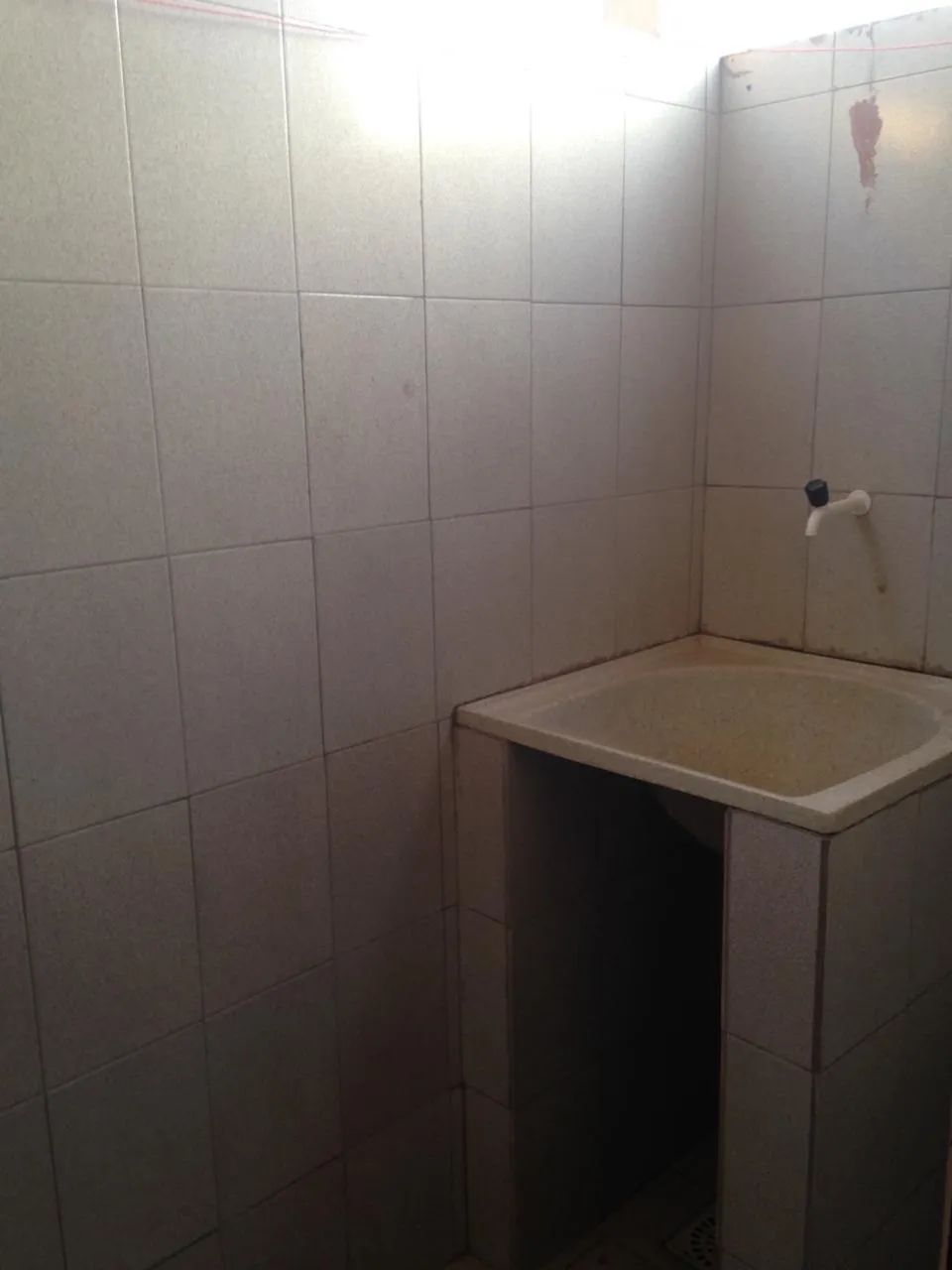Alugo apt tipo kitnet - Foto 2