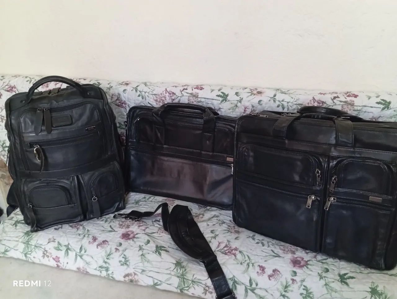 Conjunto de luxo Tumi de couro legítimo. - Foto 5