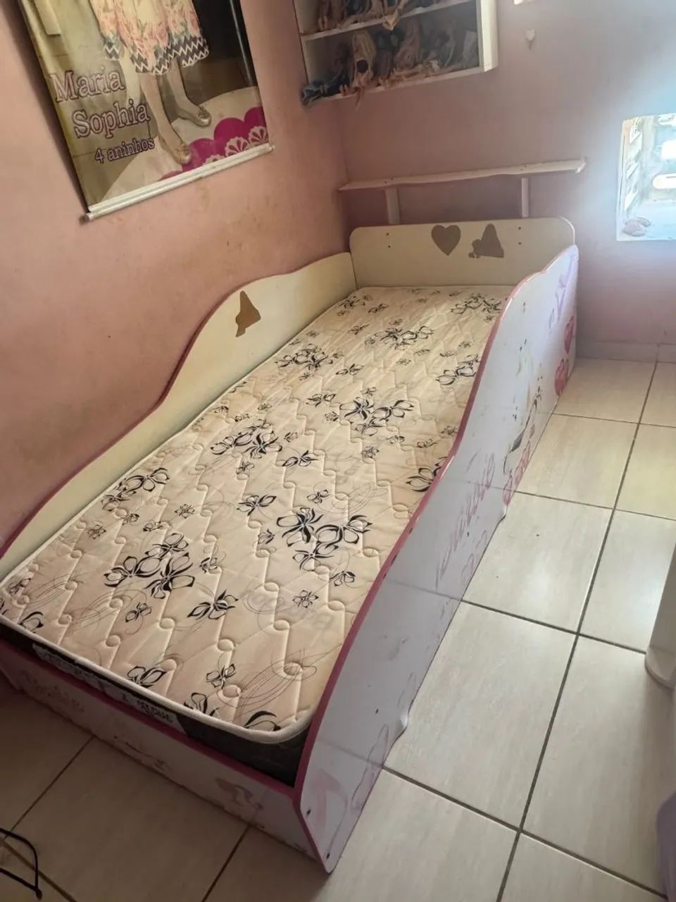 Cama infantil da Barbie 