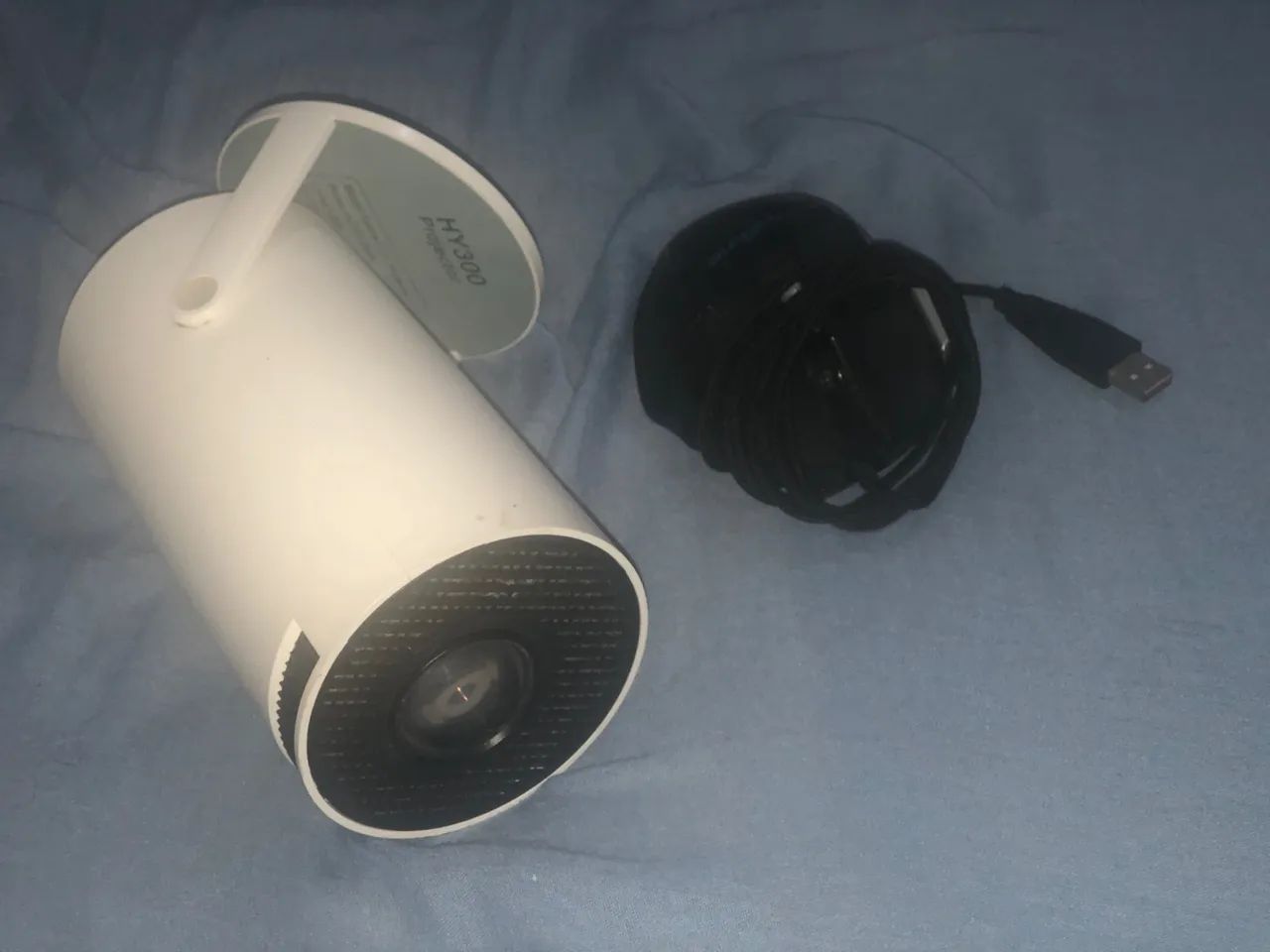 Projetor HY300