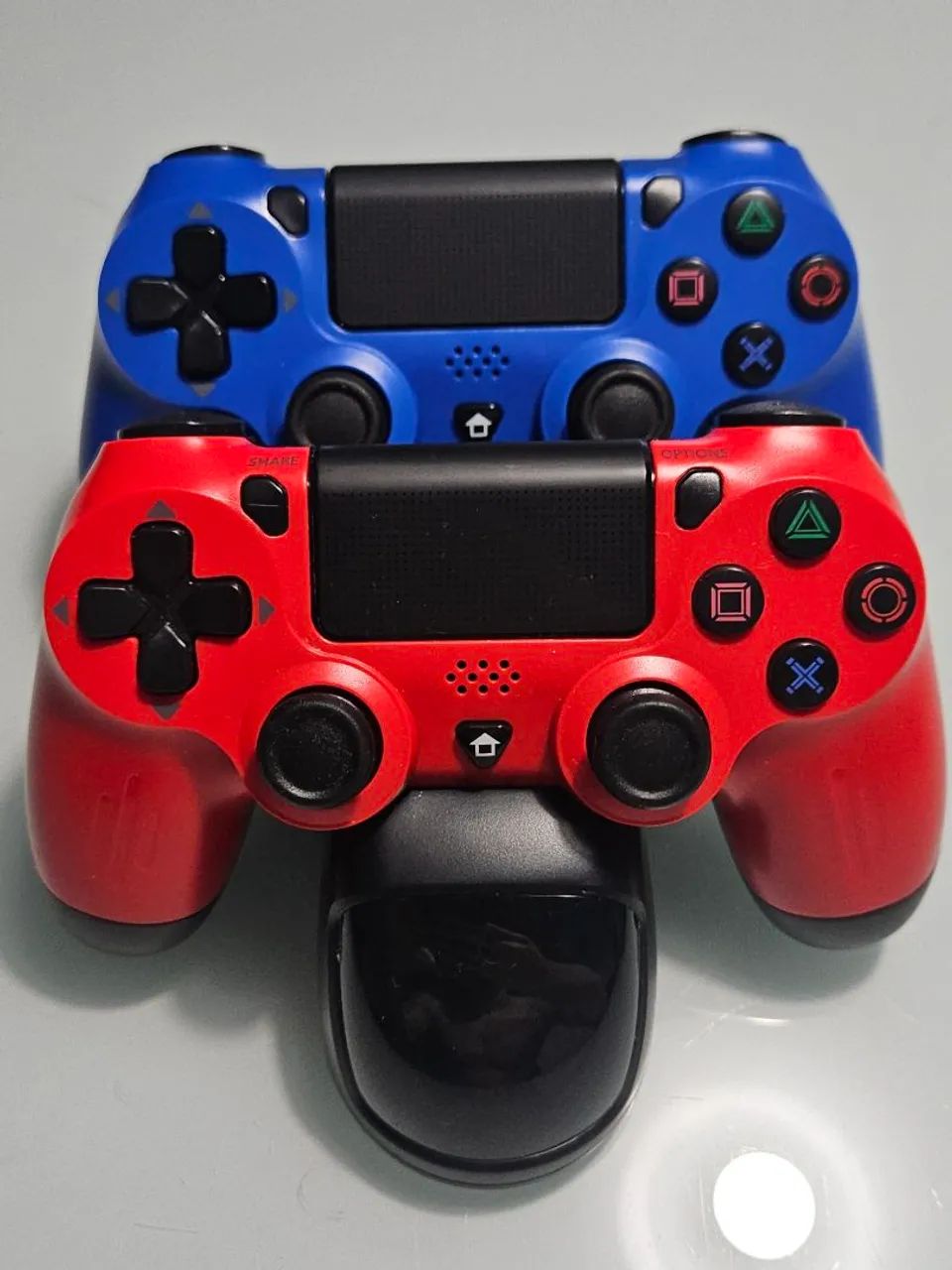 Dualshock 4 - kit com 4 + base + carregador - Foto 3