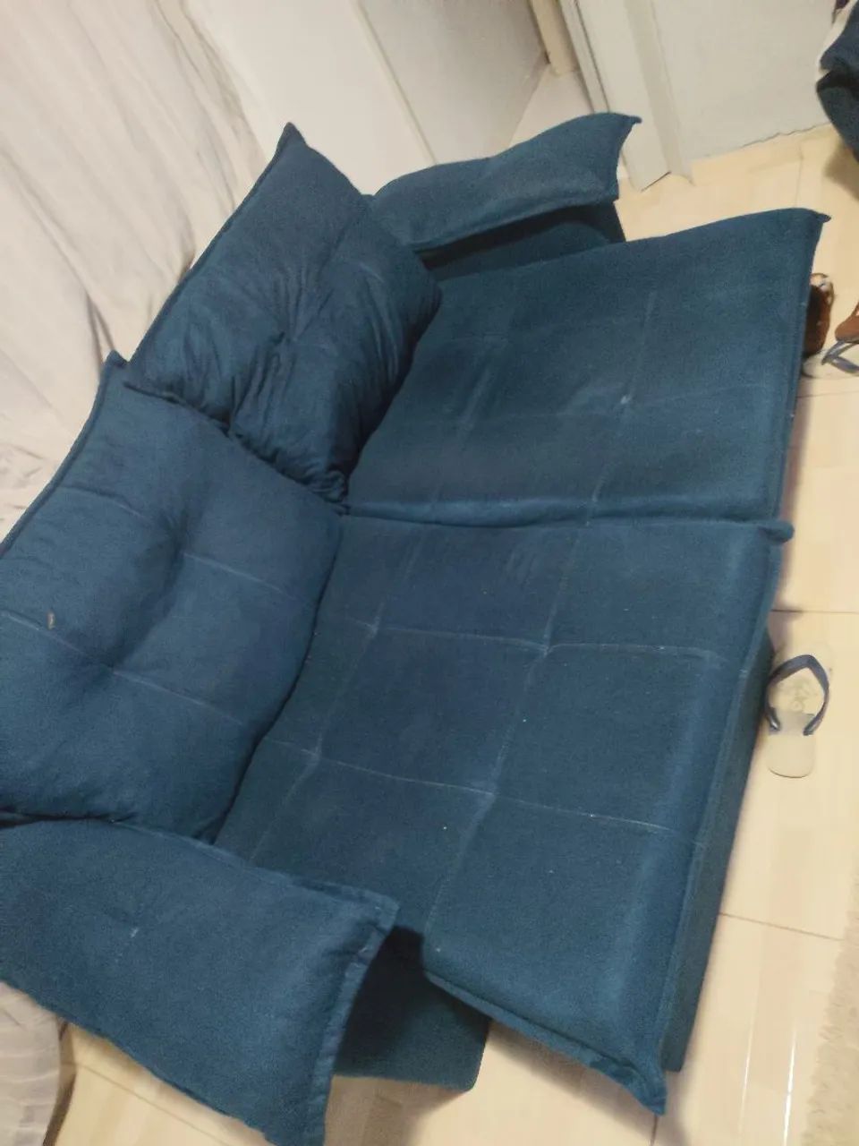 Vendo um sofá 