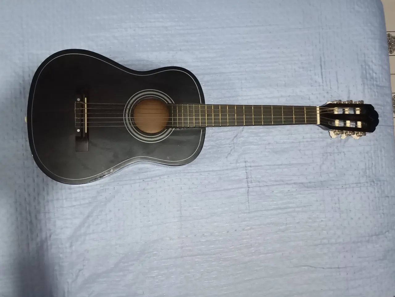 Violão acústico