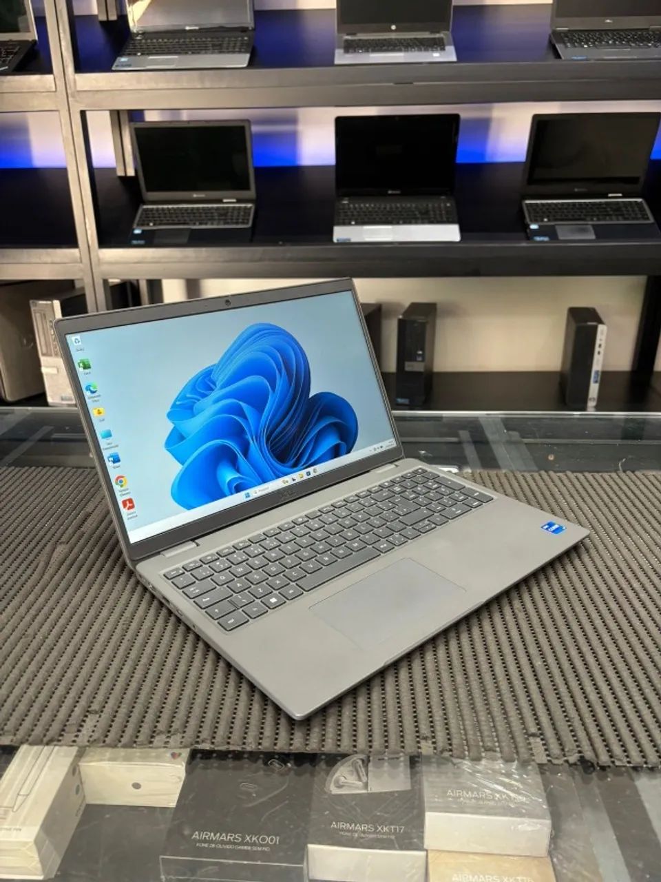Notebook Dell Latitude 3540 Core I7 13ª Ger 512Gb SSD 16Gb DDR4