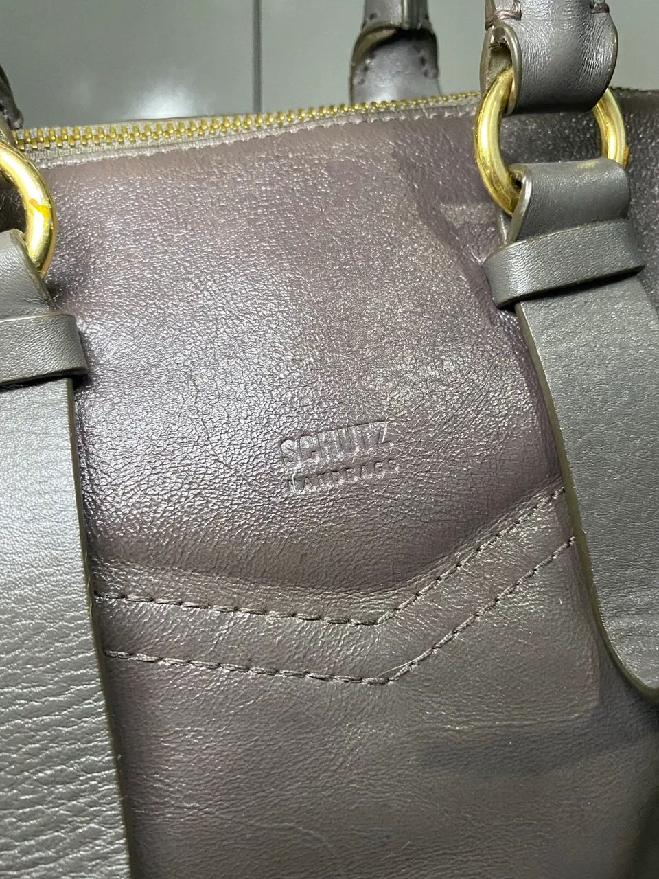 Bolsa schutz handbags cinza - Foto 3