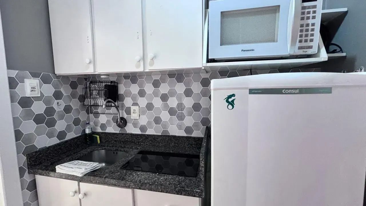 Vendo kitnet mobiliada e decorada no centro de Camboriu! - Foto 5
