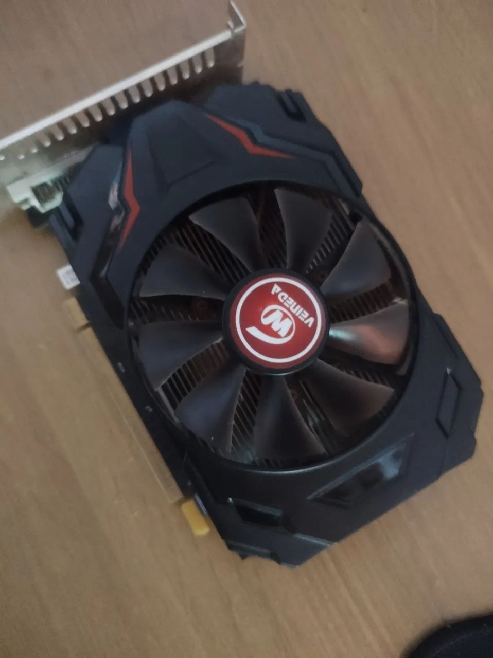 R7 350