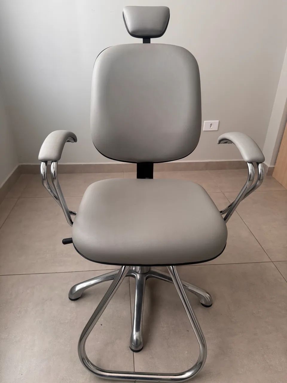 CADEIRA PARA ESTÉTICA 