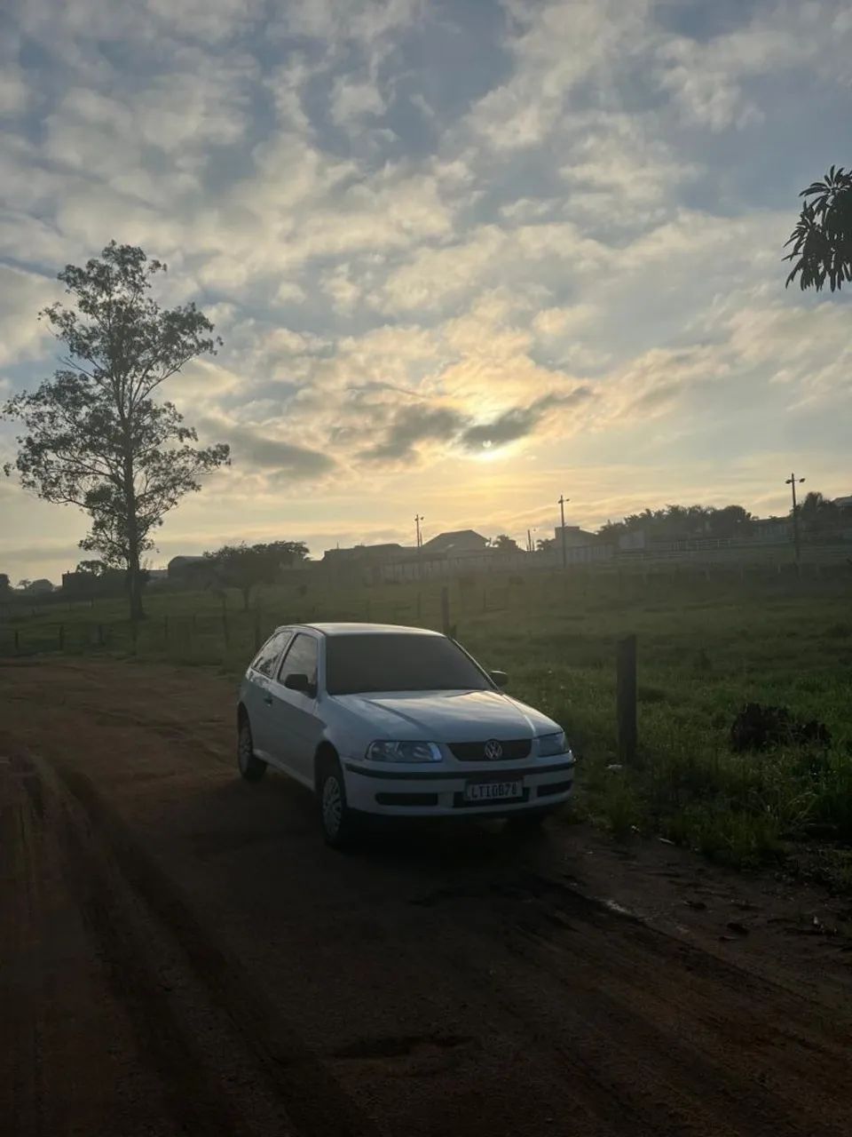 Volkswagen Gol GERAÇÃO III CITY 1.0 MI 8V GASOLINA MEC. 2P 2004