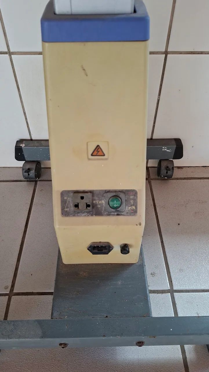 Mesa Eletrica Sobe E Desce Optometria Oftalmologia - 220 - Foto 2