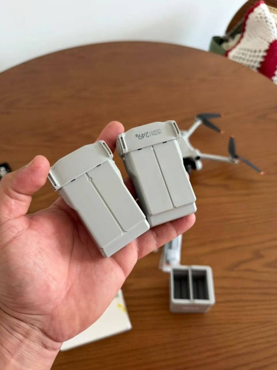 Drone Dji Mini 3 Pro combo fly more  - Foto 4