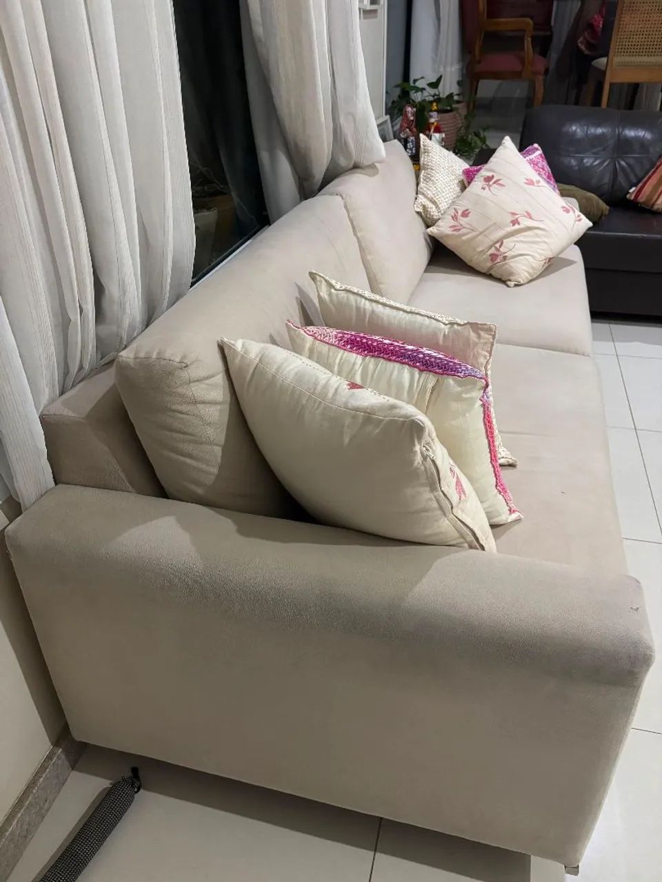 Sofá 4 lugares - Foto 2