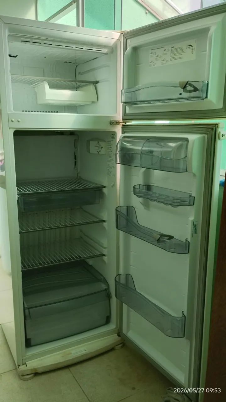 Geladeira Consul Biplex 360l - Foto 4