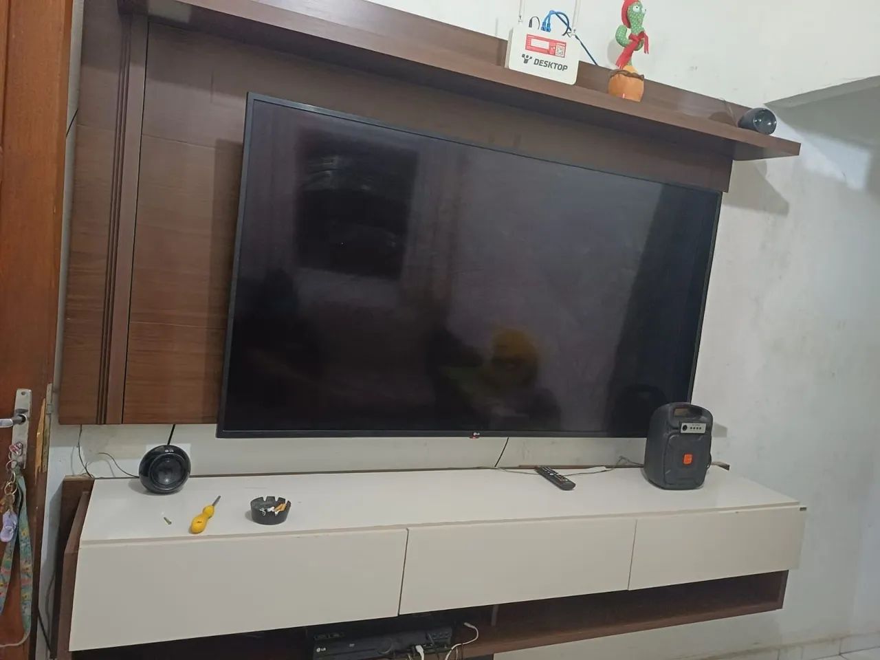 Painel para tv 60 polegadas + 