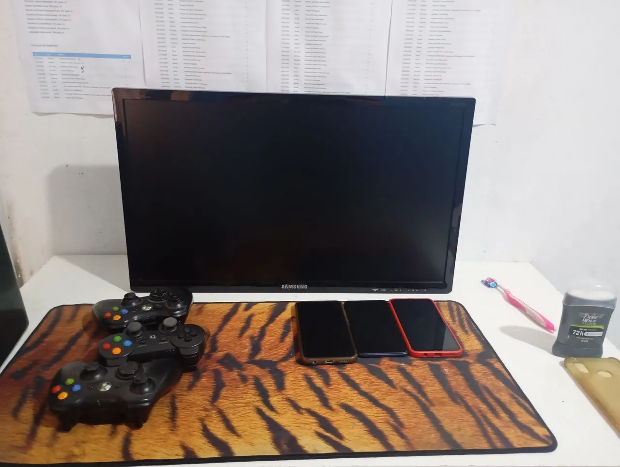 Tvmonitor Samsung 24pol