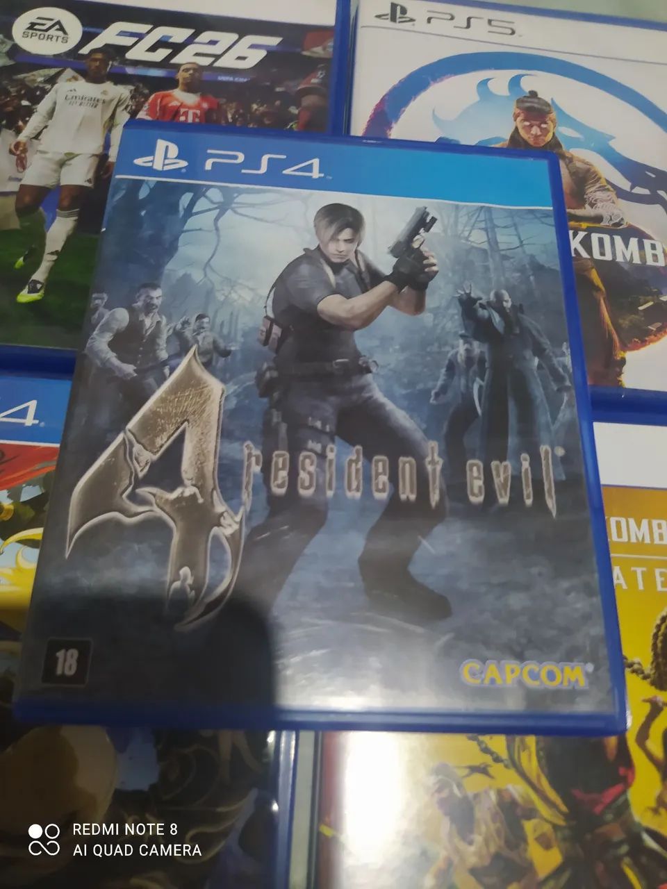 Resident Evil 4 Clássico PS4 - Usado 