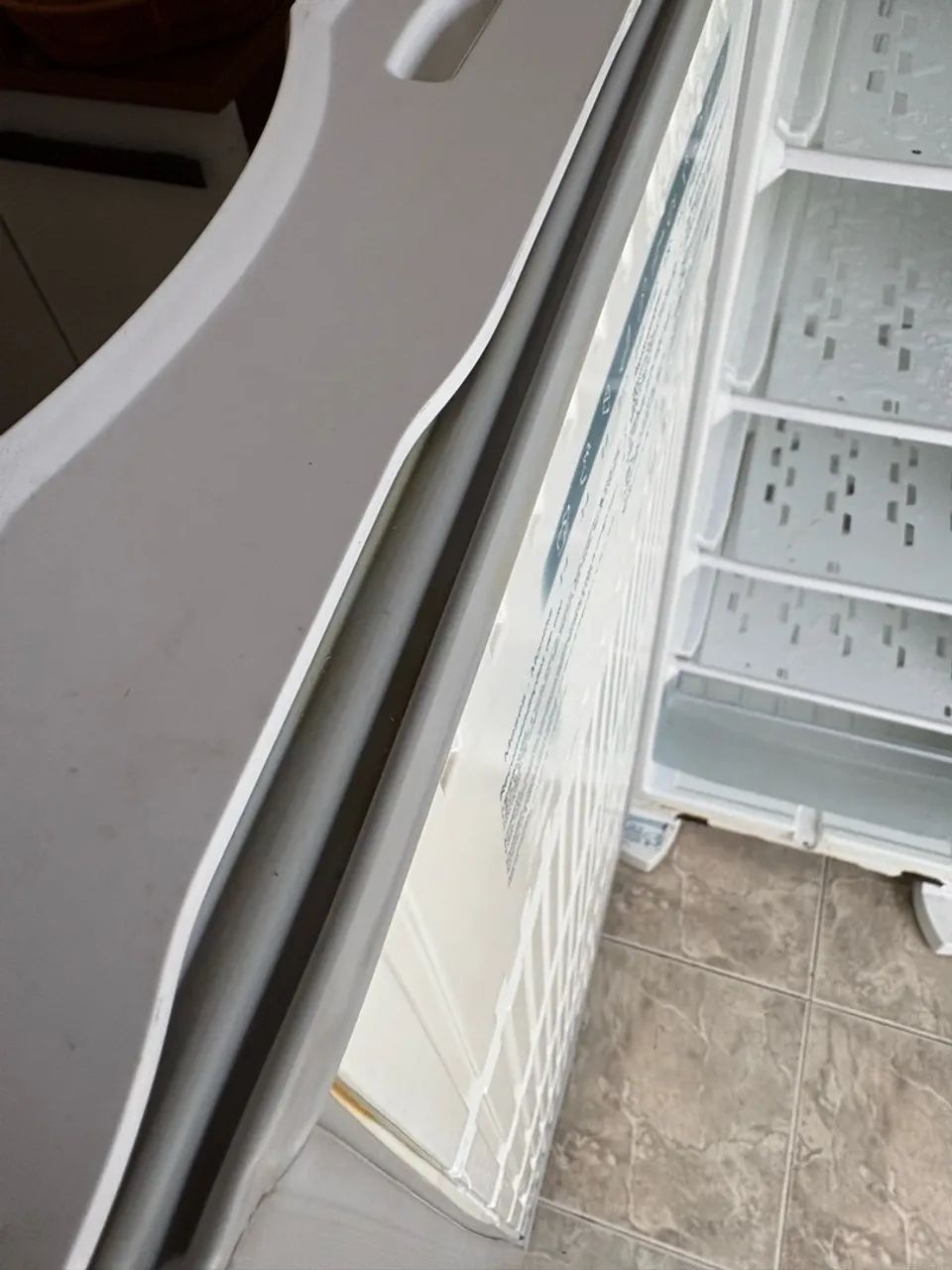 Freezer vertical em perfeito estado - Foto 5