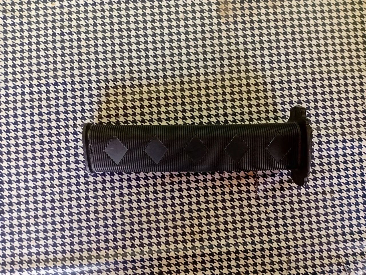 Katana retratil de plastico