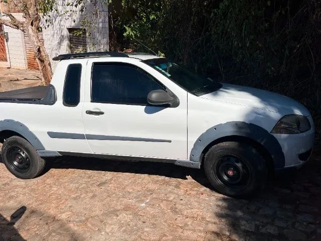 Fiat Strada 2013